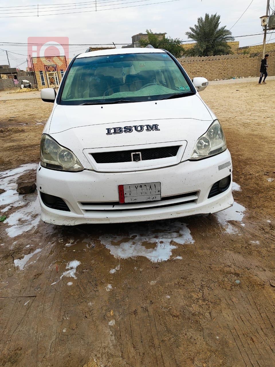 Toyota Ipsum